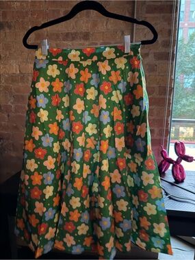 Tulip B size Medium Green Floral Midi Skirt with Multicolor Blooms